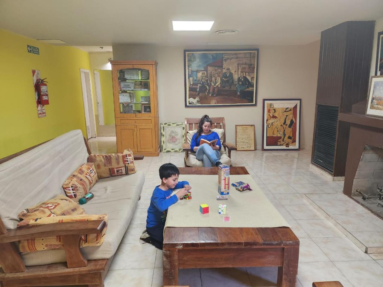 Hostel Danny El Calafate Zewnętrze zdjęcie