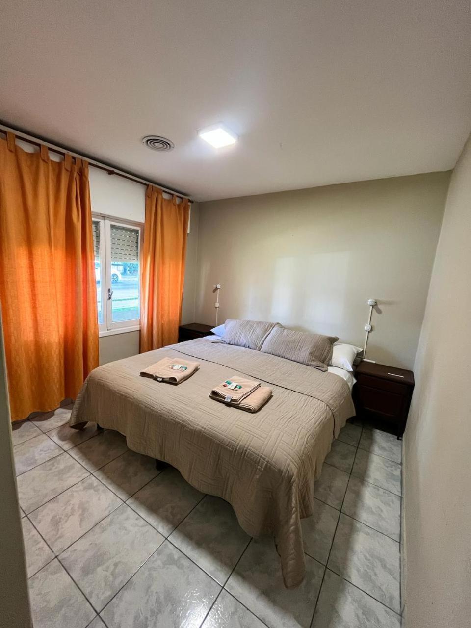 Hostel Danny El Calafate Zewnętrze zdjęcie