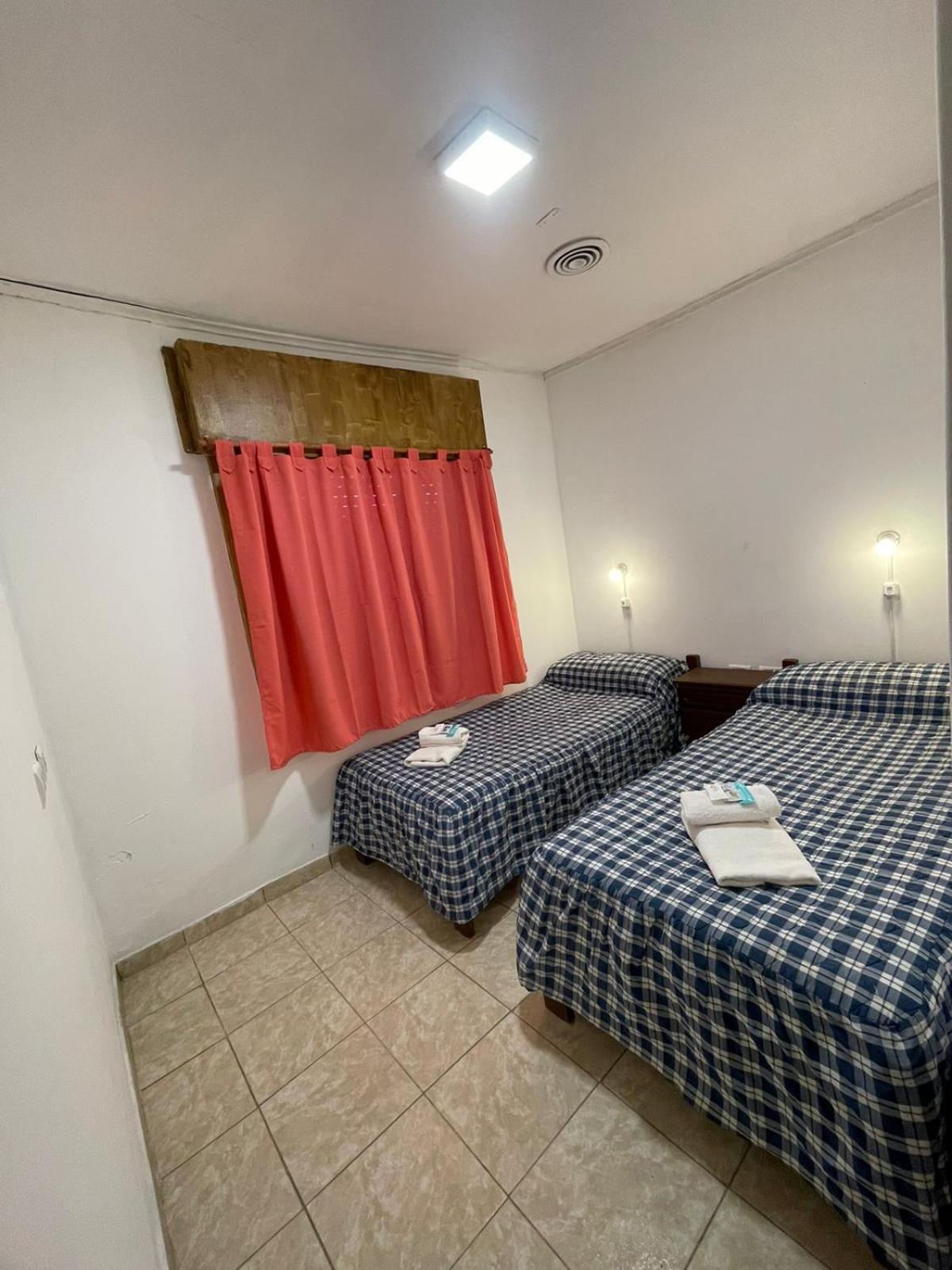 Hostel Danny El Calafate Zewnętrze zdjęcie